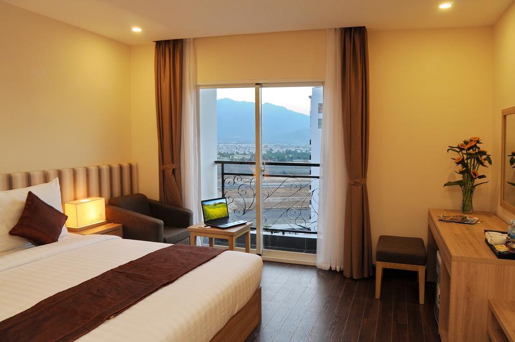 Db Hotel Nha Trang Kültér fotó