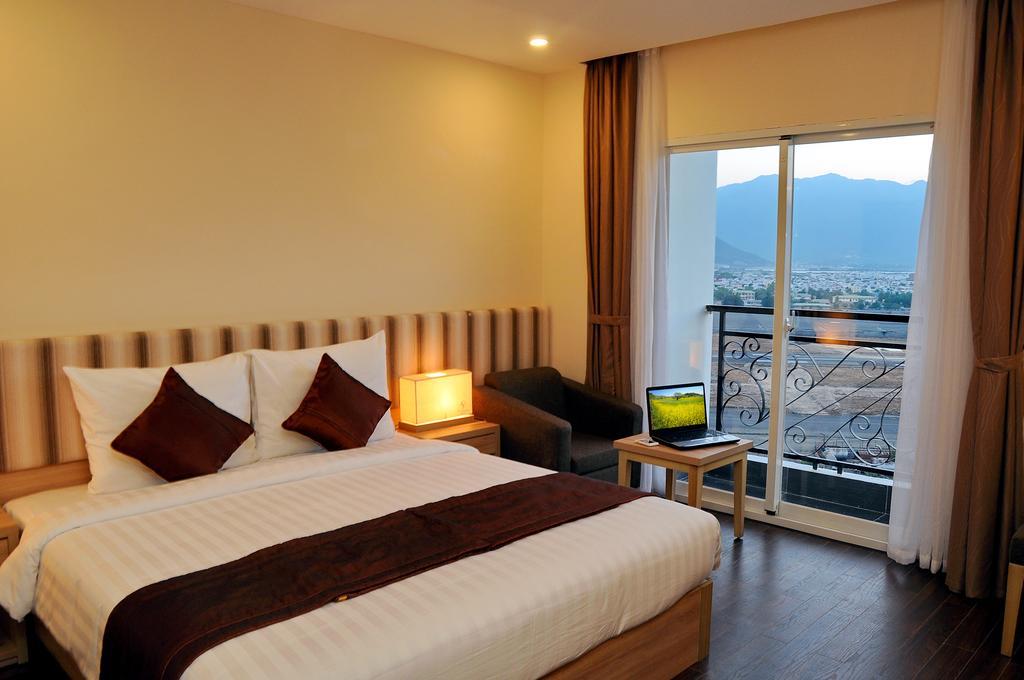 Db Hotel Nha Trang Kültér fotó